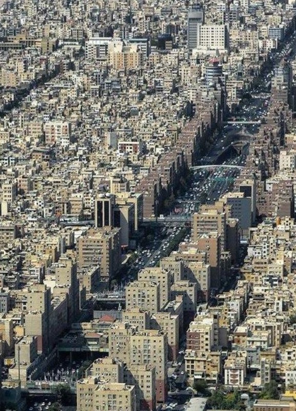 nody-عکس-شهر-تهران-در-شب-1630929461